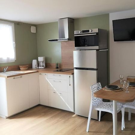Appartamento T1 Bis Proche Marais Avec Garage A Moto Bourges Esterno foto